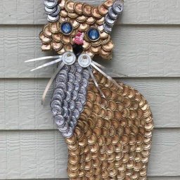 Красивые работы из необычного материала