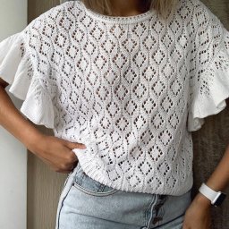 ​Очень красивая вязаная блузочка