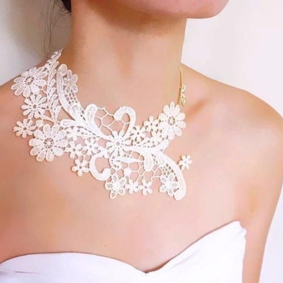 Очень нежные украшения на шею из кружев: идеи чокеров