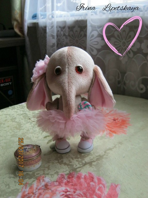 Слоняшка из плюша порадовать души