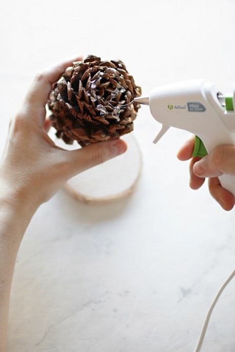 Ёлочка из шишки