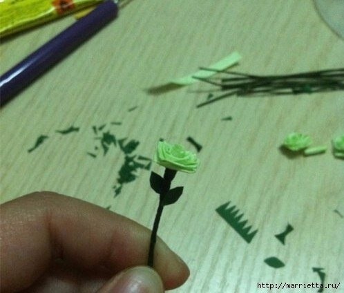 Миниатюрные букетики цветов из бумаги