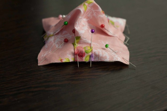 Круглые подушки в технике bubble quilt