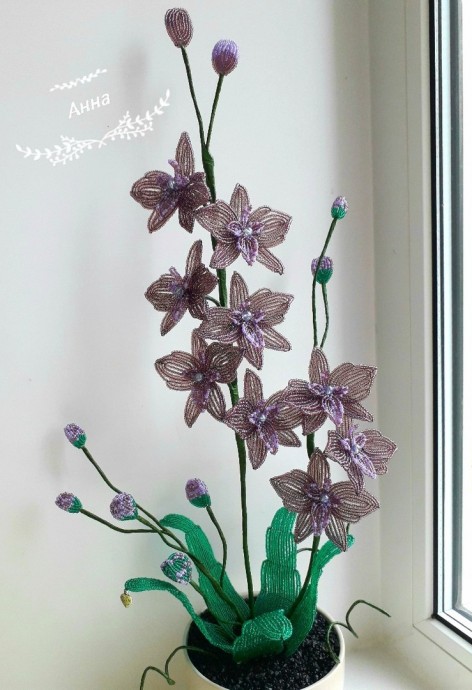 Орхидея из бисера Орхидея из бисера
