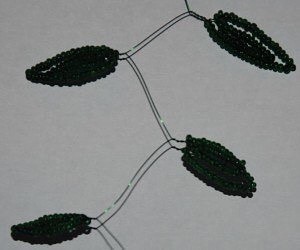 Голубые васильки из бисера Голубые васильки из бисера