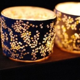 Оригинальный подсвечник с бисером
