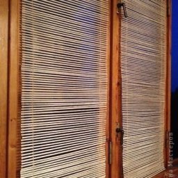 Жалюзи из бумажных трубочек своими руками