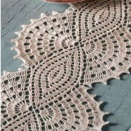 ​Длинные салфетки-дорожки