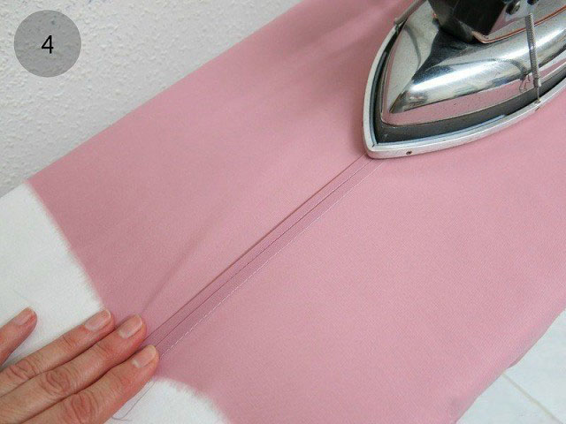 Как сделать декоративные складочки на блузке