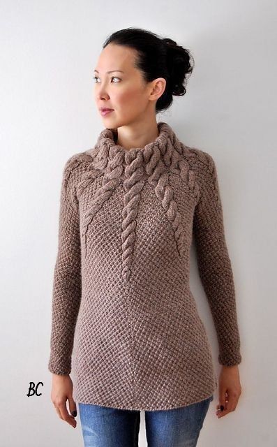 Красивый длинный свитер