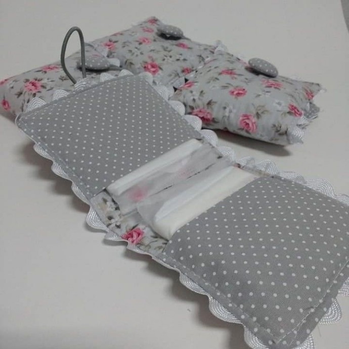 Чехлы для средств личной гигиены