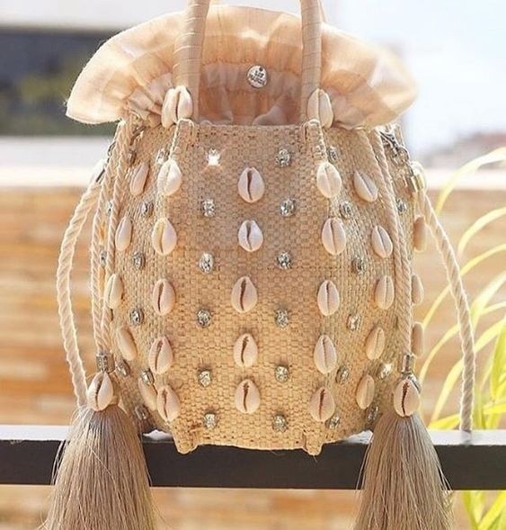 Красота из ракушек