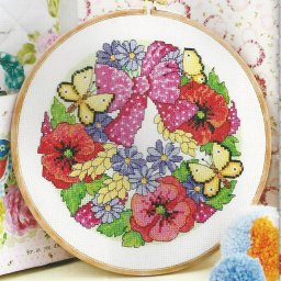 Схемы вышивок с цветами