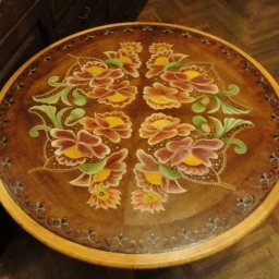 Новая жизнь старого столика