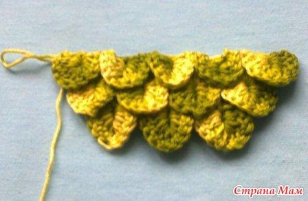Красивейшие тапочки, связанные крючком с узором "чешуйки"