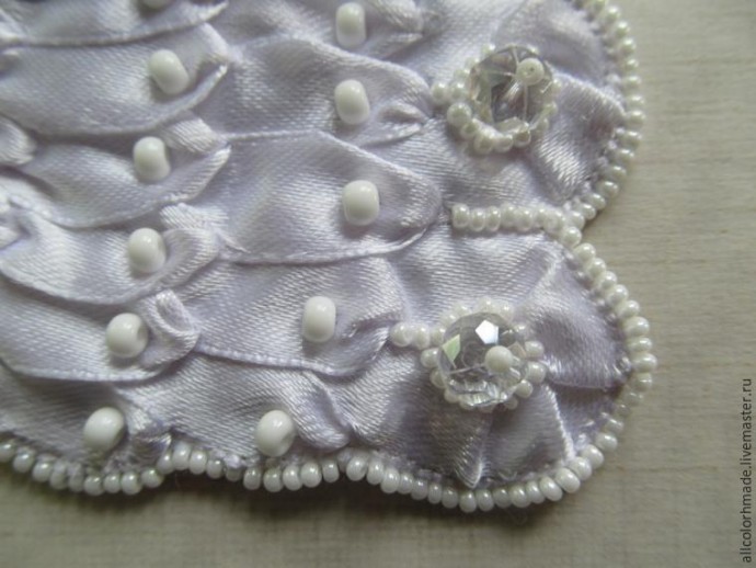 Делаем оригинальный элемент для аппликации "Белый павлин" Делаем оригинальный элемент для аппликации "Белый павлин"