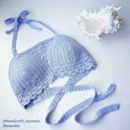 Кроп-топ "Лазурный" крючком