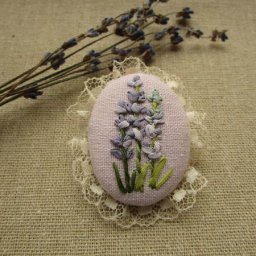 Как собрать текстильную брошь