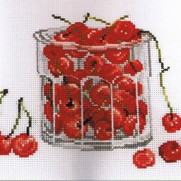 ​Ваза с вишней