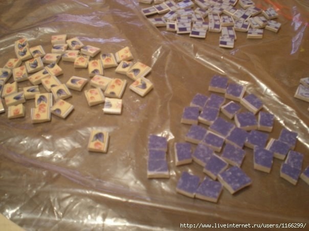 Художественно выполненная подставка под горячее