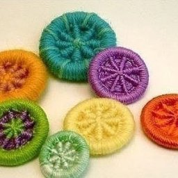 Пуговицы для вязаной одежды