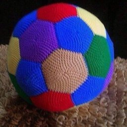 Вязаный мяч