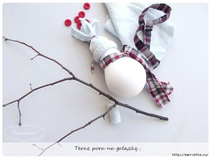 Снеговик из перегоревших лампочек: мастер-класс Снеговик из перегоревших лампочек: мастер-класс