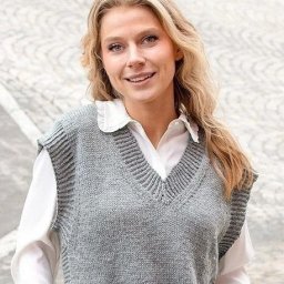 Жилет-безрукавка