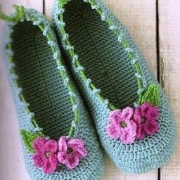 ​Вязаные тапочки