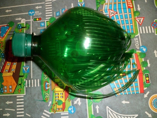 Пальма из пластиковых бутылок