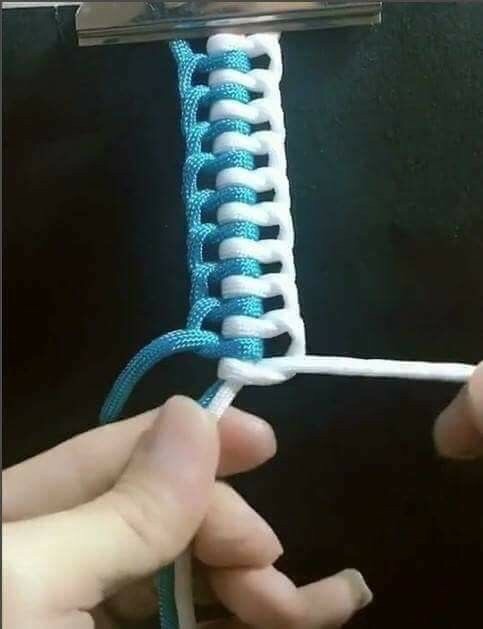 Плетем оригинальные браслеты