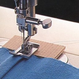 Как прошить утолщения на швах