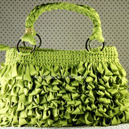 Как связать сумку с вытянутыми петлями из старой футболки