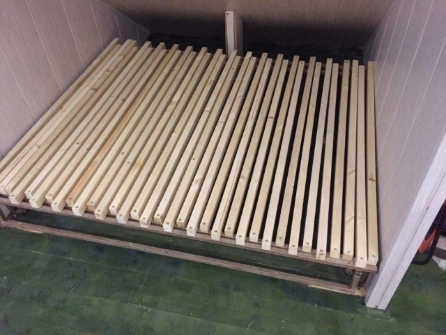 Оригинальная раздвижная двуспальная кровать своими руками