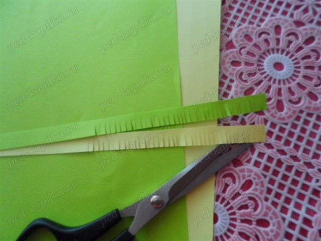 Хризантемы в технике квиллинг