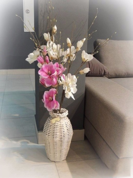 ​Напольная ваза из газетных трубочек