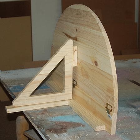 Откидной полукруглый столик