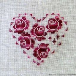 ​Вышитое сердечко