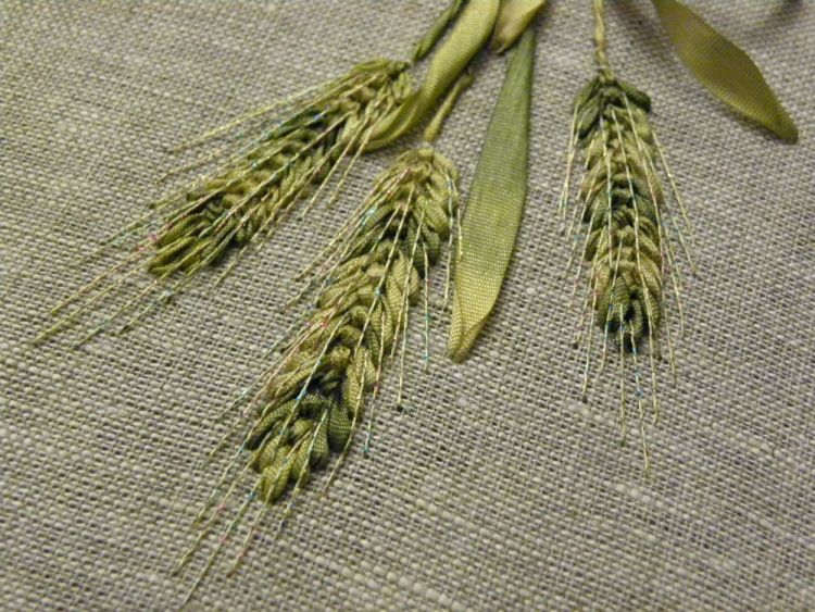 Вышивка лентами пшеницы