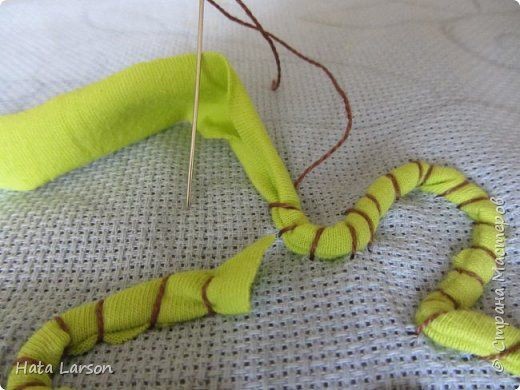 ​Вышивка пряжей из старых футболок