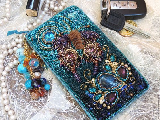 Идея для декора чехла и  не только