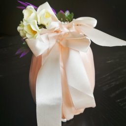 Яйцо из атласных лент