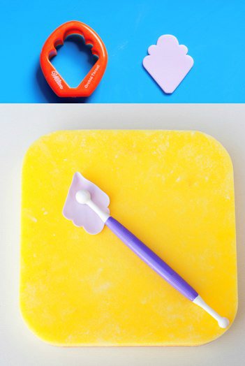 Лепим нежную орхидею