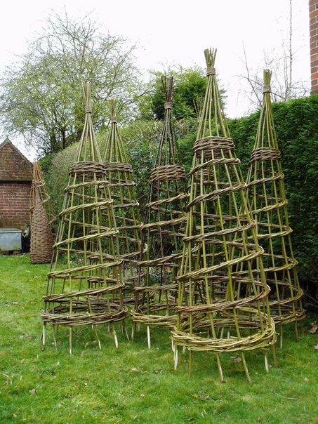 Плетеные беседки, арки и опоры для цветов: в копилочку идей Плетеные беседки, арки и опоры для цветов: в копилочку идей