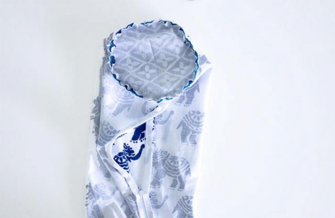 ​Подушка-валик: мастер-класс