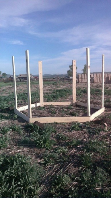 Притененная беседка своими руками