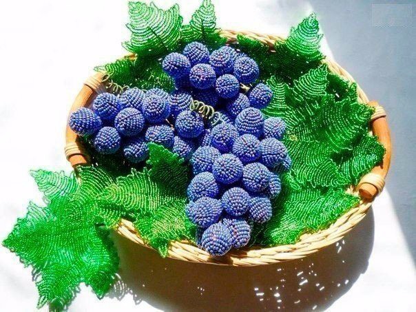 Виноградная лоза из бисера