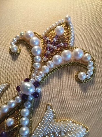 Роскошная вышивка с жемчугом Роскошная вышивка с жемчугом