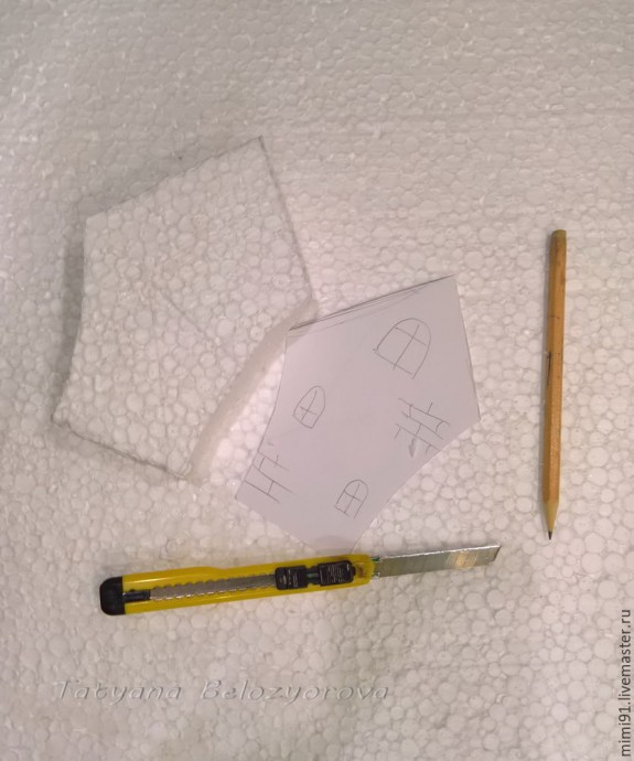 Полые фигуры из папье-маше