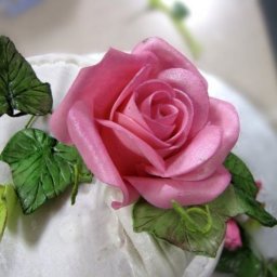 Как сделать самим украшения для торта